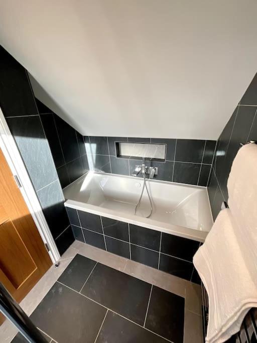 Apt D In Old Grade 2 Converted Farmhouse Market Weighton Εξωτερικό φωτογραφία